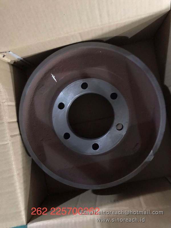 225700262 YL16.4.5-13 brake wheel for XCMG SPARE PARTS YL16C YL20C YL20C YZ16JS YZ18JS YZ14 YL16C YL20C YL20C YZ16JS YZ18JS YZ14