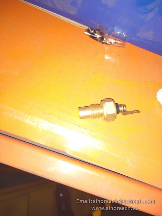 803502658 WDG1371D Oil Temperature Sensor for XCMG SPARE PARTS Sinoreach